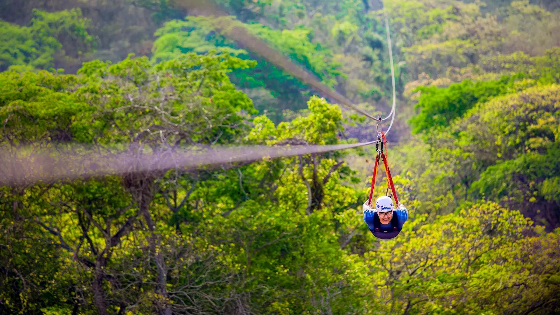 Extreme Adventure, Tirolesas y ATV